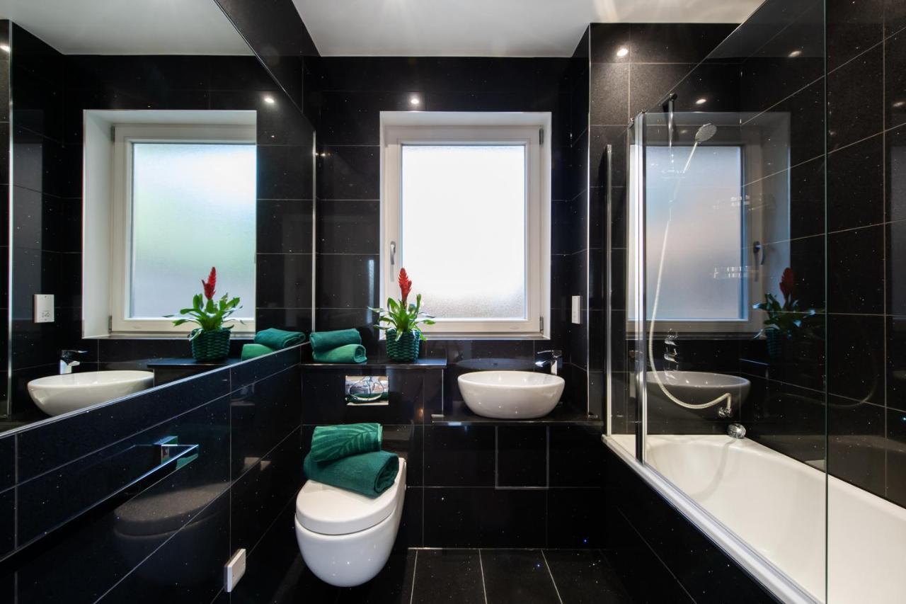 London Nino Apartments Екстер'єр фото