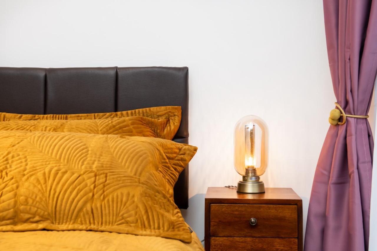 London Nino Apartments Екстер'єр фото